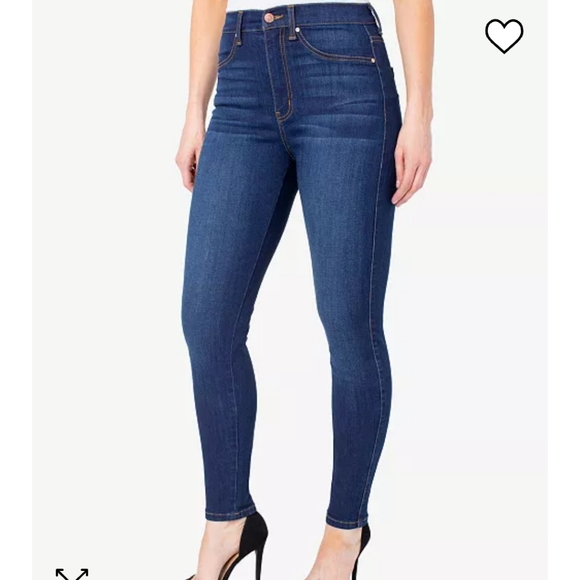 Celebrity Pink Denim - SOLD..NWT WOMENS CELEBRITY PINK HIGH RISE CURVY SKINNY JEANS SIZE 28 and 29